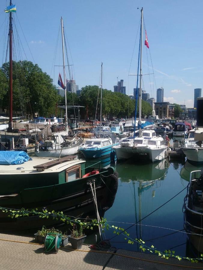 Вилла Dockside Лондон Экстерьер фото
